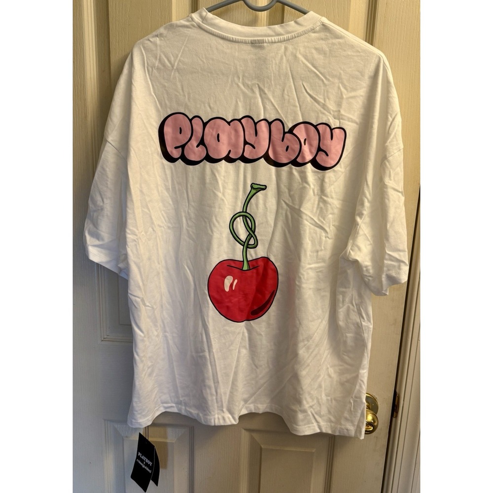 Playboy X Misguided T-Shirt With Cherry Mens Large. White Oversized Tee. NWT
